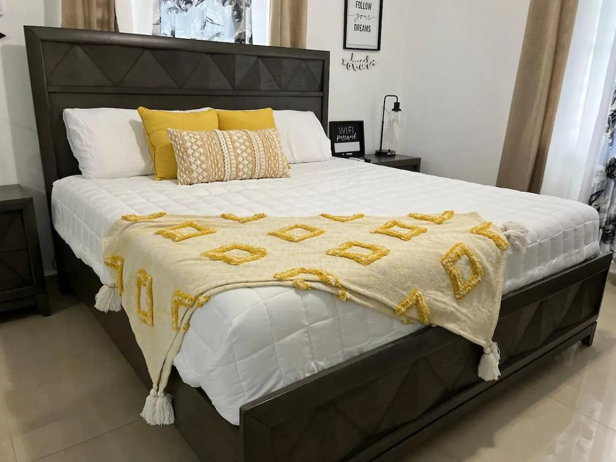 Villa Carmin I - Apartment With Private Pool Aguadilla